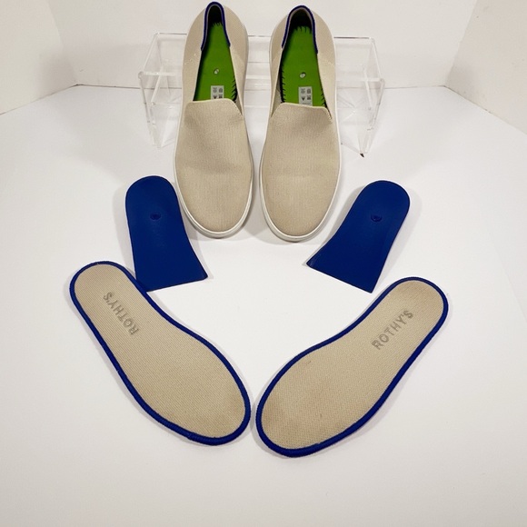 Rothys The Slip On Sneakers in Sand Black Contrast Comfortable Womens size W8 - Picture 2 of 9